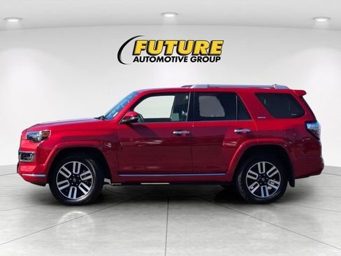 Certified 2018 Toyota 4Runner Limited AWD/4WD image 9