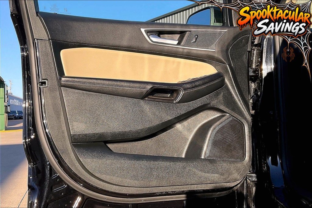 Used 2024 Ford Edge SEL AWD/4WD image 23