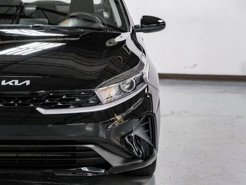 Used 2022 Kia Forte LXS image 38