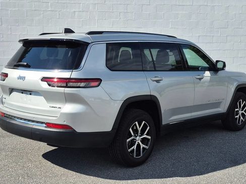 Used 2024 Jeep Grand Cherokee L Limited AWD/4WD image 35