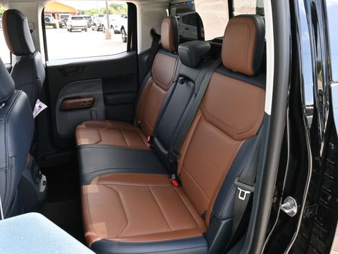 Used 2024 Ford Maverick Lariat AWD/4WD image 17
