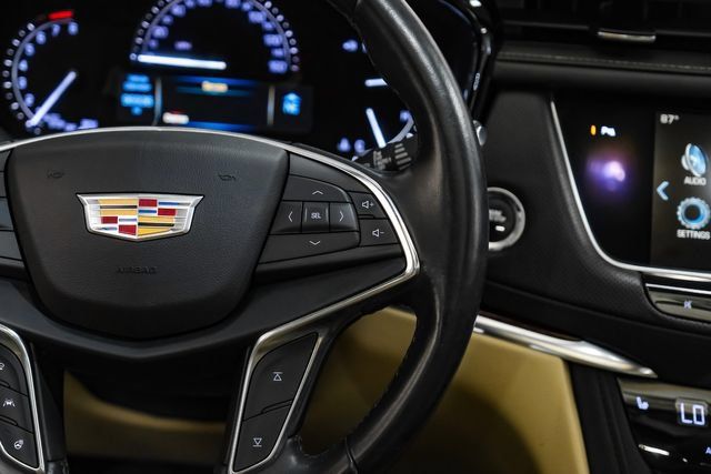 Used 2019 Cadillac XT5 Luxury FWD image 17