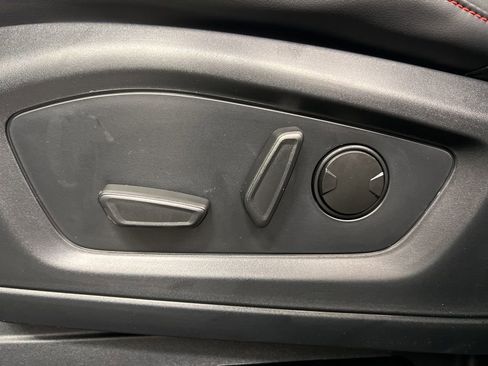 New 2026 Ford Explorer ST-Line w/ ST-Line Street Pack image 28