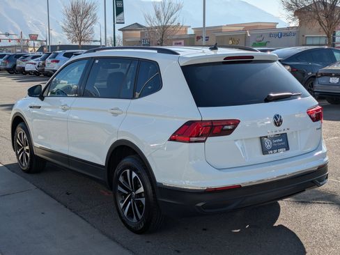 Used 2023 Volkswagen Tiguan S image 9