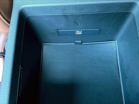 Used 2021 Audi Q5 2.0T Premium w/ Convenience Package image 15