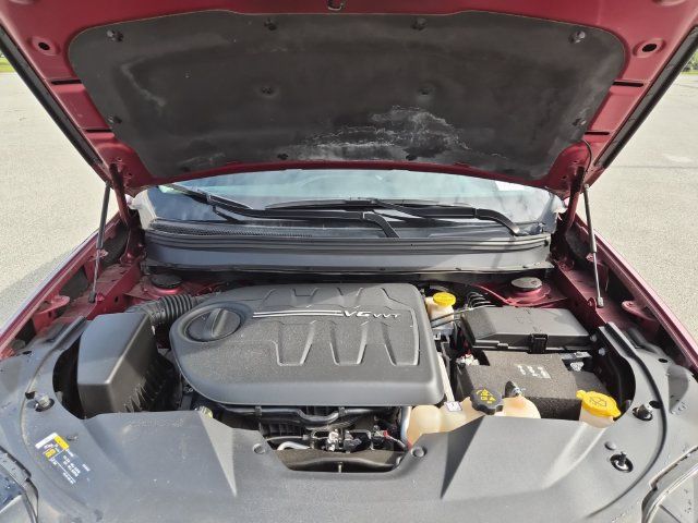 Used 2021 Jeep Cherokee Limited AWD/4WD image 24