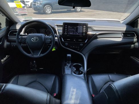 Used 2021 Toyota Camry SE FWD image 16