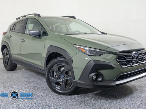 Used 2025 Subaru Crosstrek 2.5i Limited w/ Crosstrek Mirror Package AWD/4WD image 1