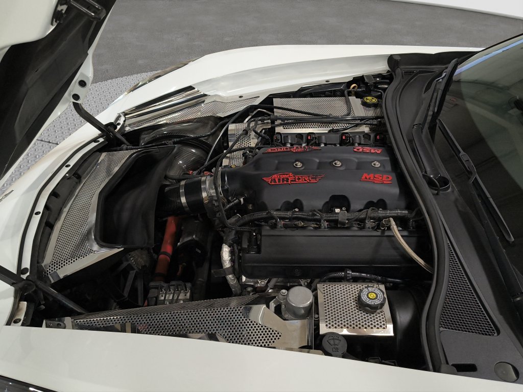 Used 2017 Chevrolet Corvette Grand Sport RWD image 27