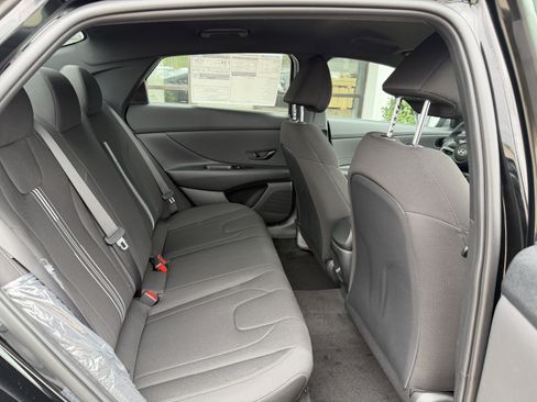 New 2026 Hyundai Elantra Sport FWD image 20