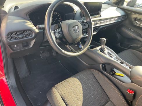 Used 2024 Honda HR-V Sport image 6