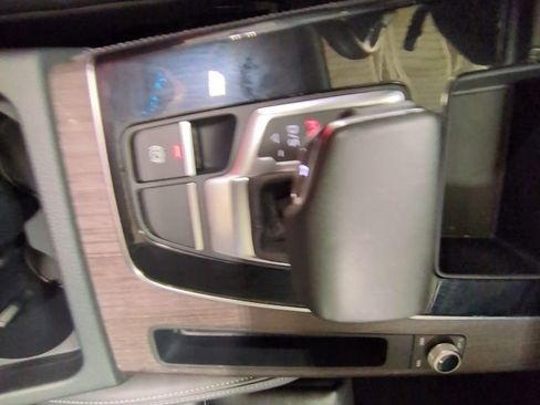 Used 2024 Audi Q5 2.0T Premium Plus image 17