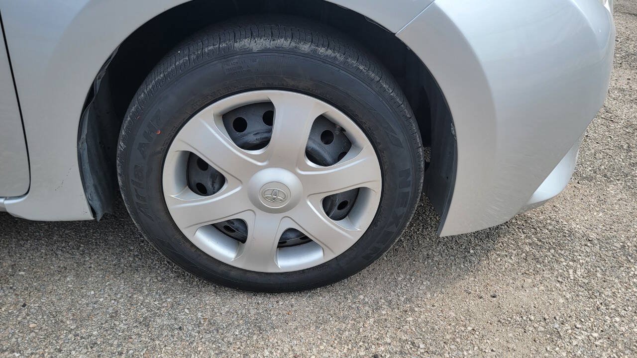 Used 2016 Toyota Corolla LE FWD image 28