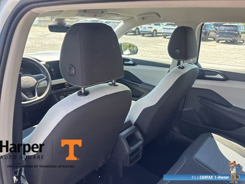 Used 2025 Volkswagen Taos S image 11