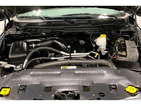 Used 2019 RAM 1500 Big Horn AWD/4WD image 11