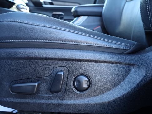 Used 2022 Kia Telluride EX w/ EX Premium Package image 24