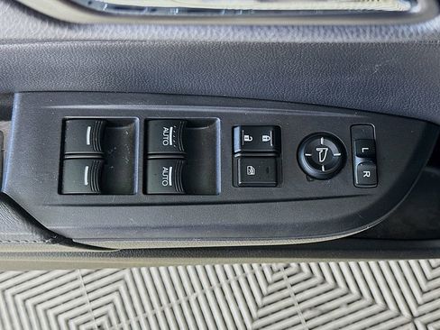 Used 2014 Acura ILX w/ Premium Package FWD image 19