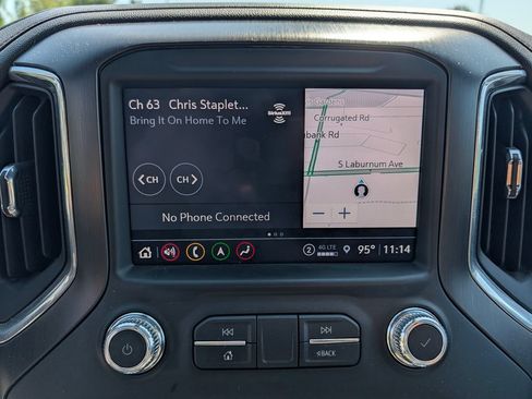 Used 2022 GMC Sierra 1500 AT4 w/ AT4 Premium Package AWD/4WD image 6
