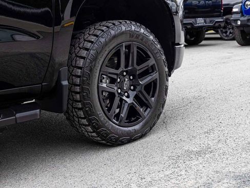 Used 2025 Chevrolet Silverado 1500 Custom Trail Boss w/ Midnight Edition AWD/4WD image 10