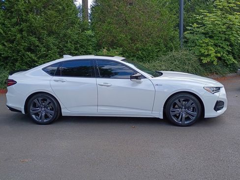 Used 2022 Acura TLX w/ A-SPEC Pkg FWD image 3