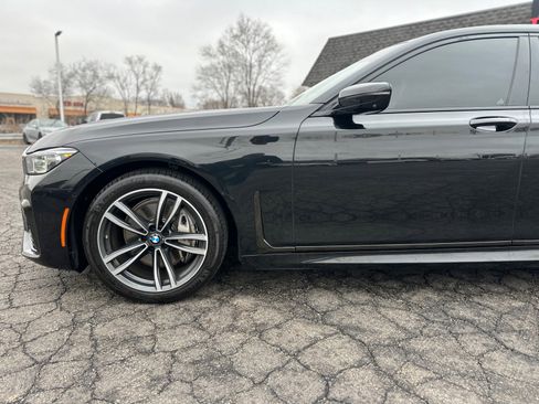 Used 2020 BMW 740i w/ M Sport Package image 13