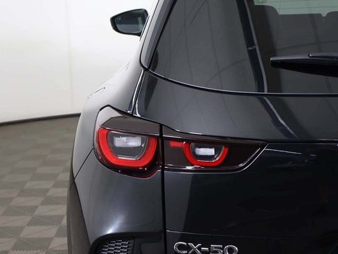 Used 2025 MAZDA CX-50 AWD 2.5 S w/ Premium Package image 16