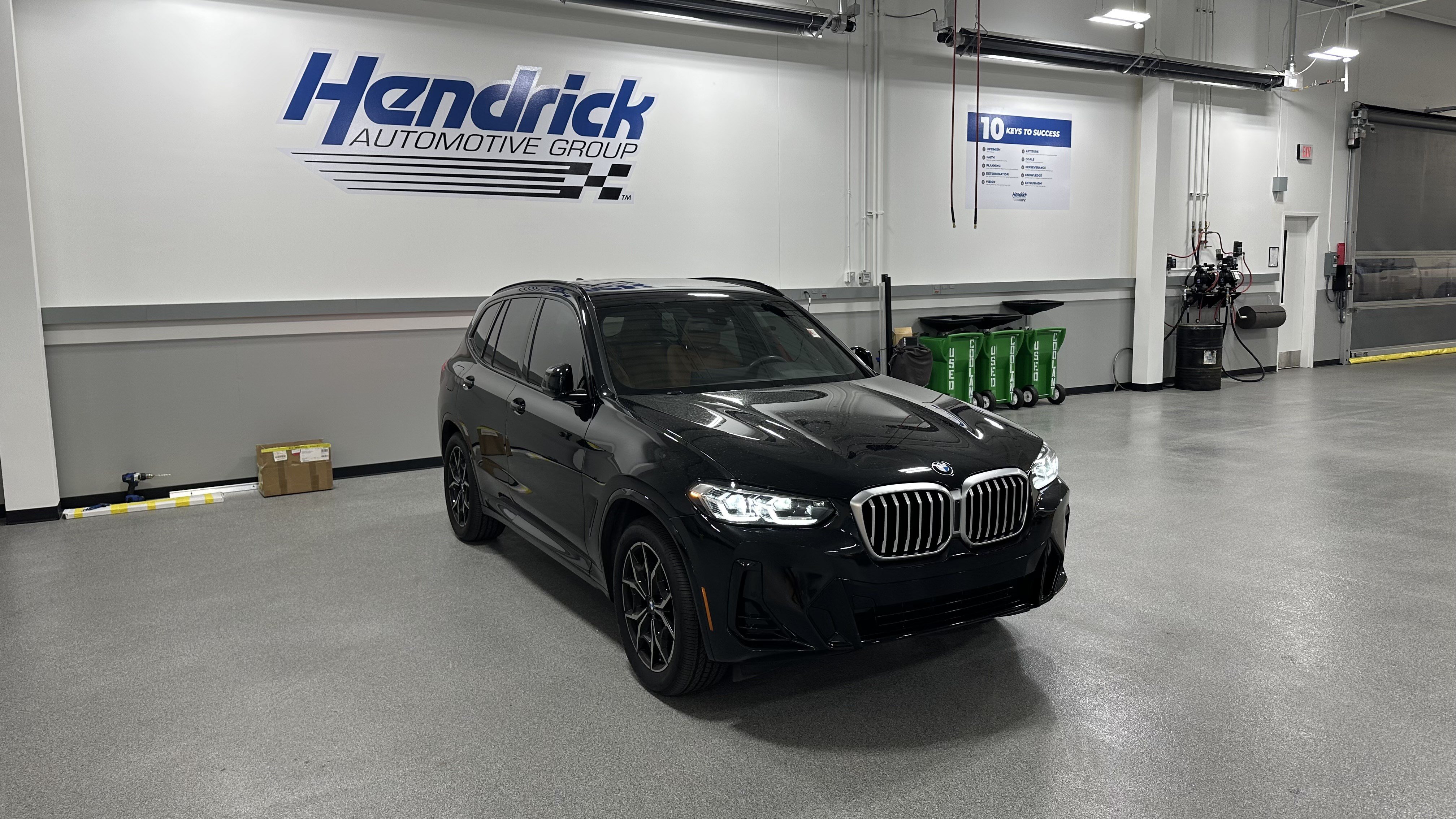 Used 2023 BMW X3 xDrive30i w/ M Sport Package AWD/4WD image 2
