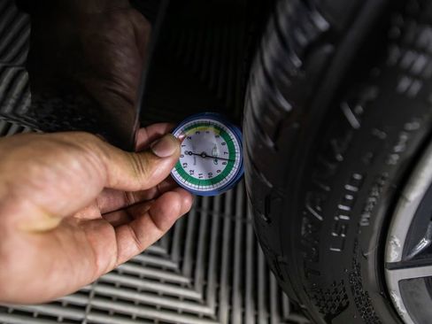 Used 2022 BMW 330i Sedan w/ Driving Assistance Package image 17