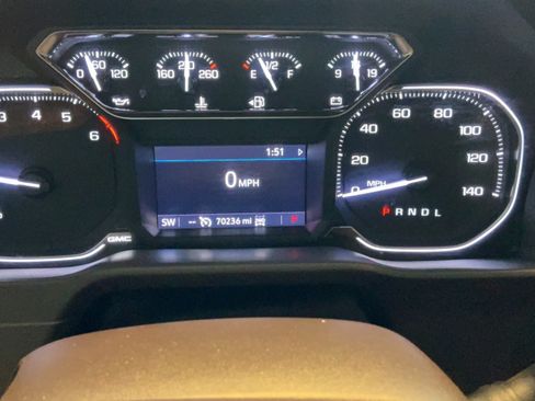 Used 2019 GMC Sierra 1500 SLT w/ SLT Premium Plus Package AWD/4WD image 10