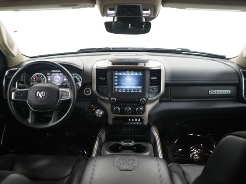 Used 2021 RAM 1500 Laramie AWD/4WD image 13