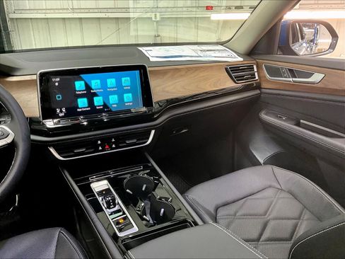 New 2026 Volkswagen Atlas SE AWD/4WD image 9