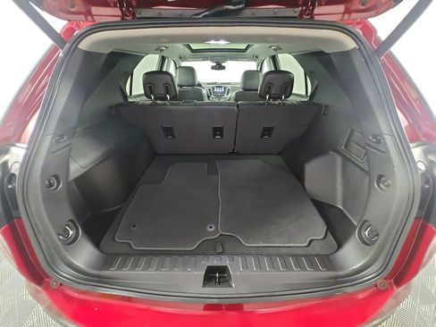 Used 2018 Chevrolet Equinox Premier AWD/4WD image 16