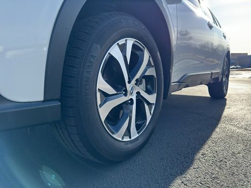 Used 2021 Subaru Outback Touring image 19