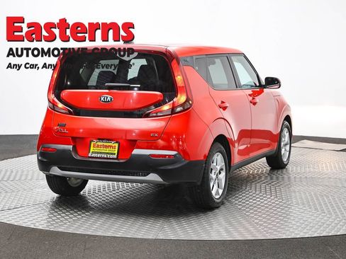 Used 2020 Kia Soul EX FWD image 5
