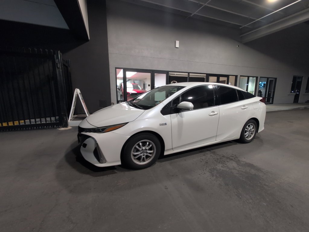 Used 2017 Toyota Prius Prime Premium w/ Carpet Mat Package FWD image 3