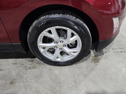 Used 2018 Chevrolet Equinox LT w/ Sun & Infotainment Package image 20