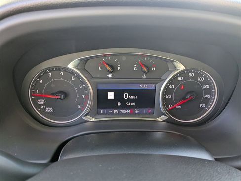 Used 2021 GMC Acadia SLT w/ Elevation Edition image 14