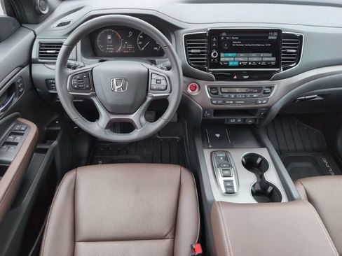 Certified 2025 Honda Ridgeline RTL image 27