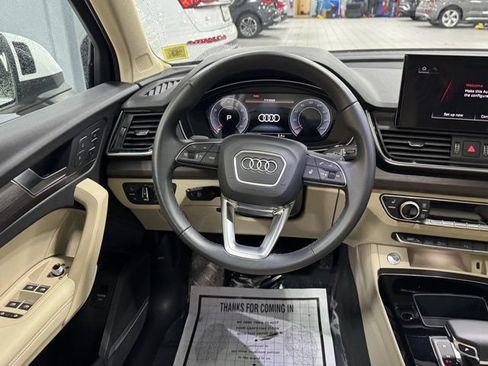 Certified 2022 Audi Q5 2.0T Premium Plus w/ Premium Plus Package AWD/4WD image 15