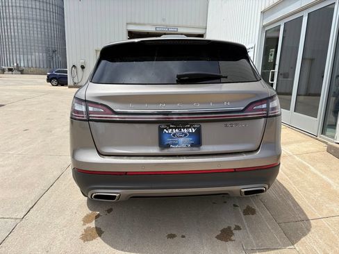 Used 2020 Lincoln Nautilus Reserve w/ Equipment Group 201A AWD/4WD image 3