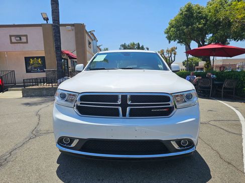 Used 2018 Dodge Durango SXT w/ 3rd Row Seating Group RWD image 2