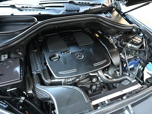 Used 2014 Mercedes-Benz ML 350 SUV image 10