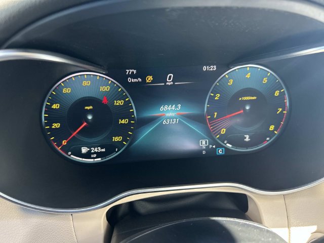 Used 2021 Mercedes-Benz GLC 300 4MATIC image 33