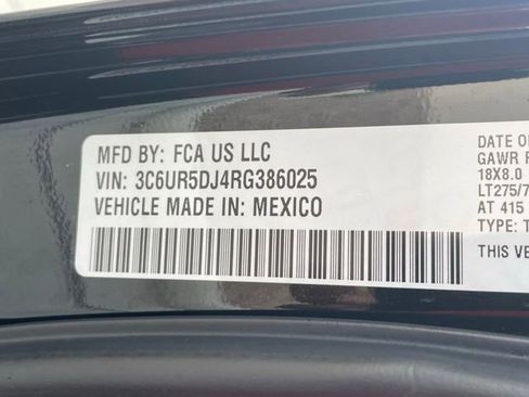 Used 2024 RAM 2500 Big Horn w/ Sport Appearance Package image 4