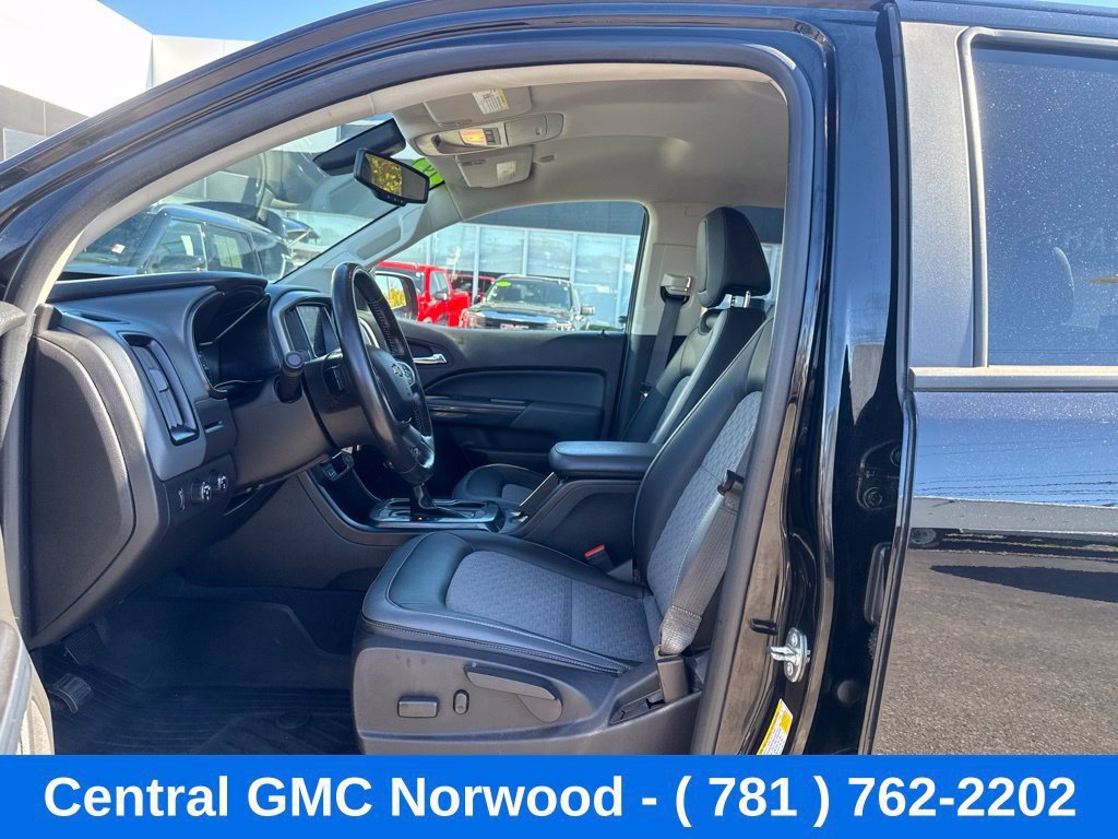 Used 2019 Chevrolet Colorado Z71 w/ Z71 Midnight Edition AWD/4WD image 13