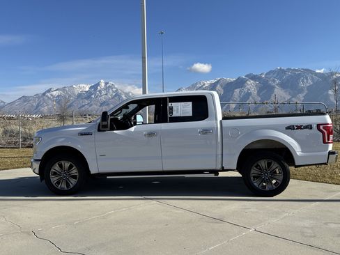 Used 2017 Ford F150 XLT w/ Equipment Group 302A Luxury image 2