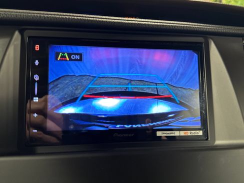 Used 2018 Toyota Highlander XLE AWD/4WD image 21