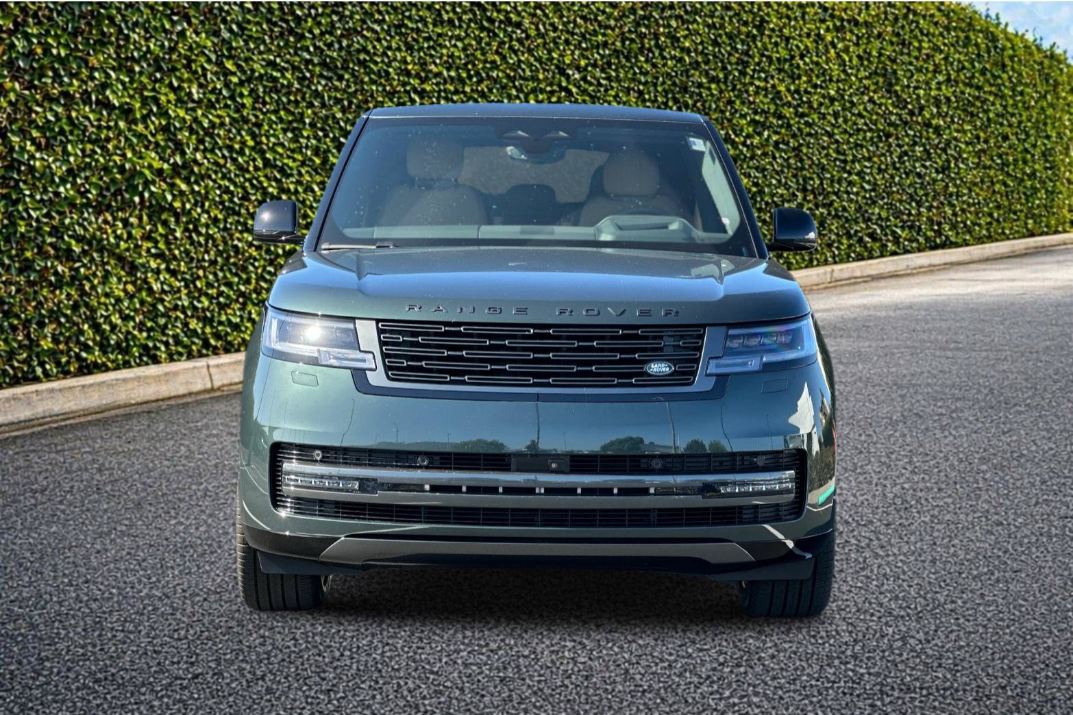 New 2026 Land Rover Range Rover SE AWD/4WD image 9