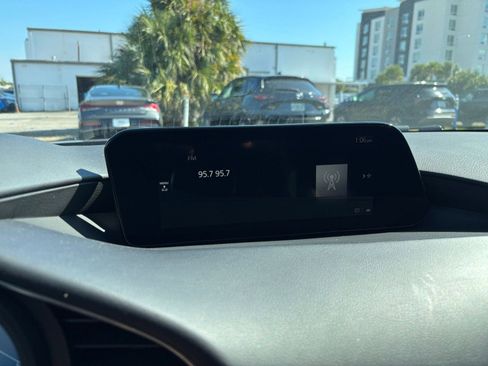 Used 2025 MAZDA MAZDA3 s image 21