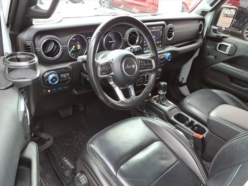 Used 2022 Jeep Wrangler Unlimited Sahara w/ Safety Group image 14